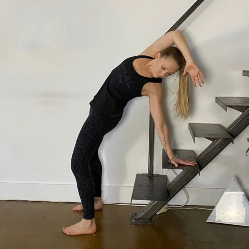 image of crab reach with the arm reach