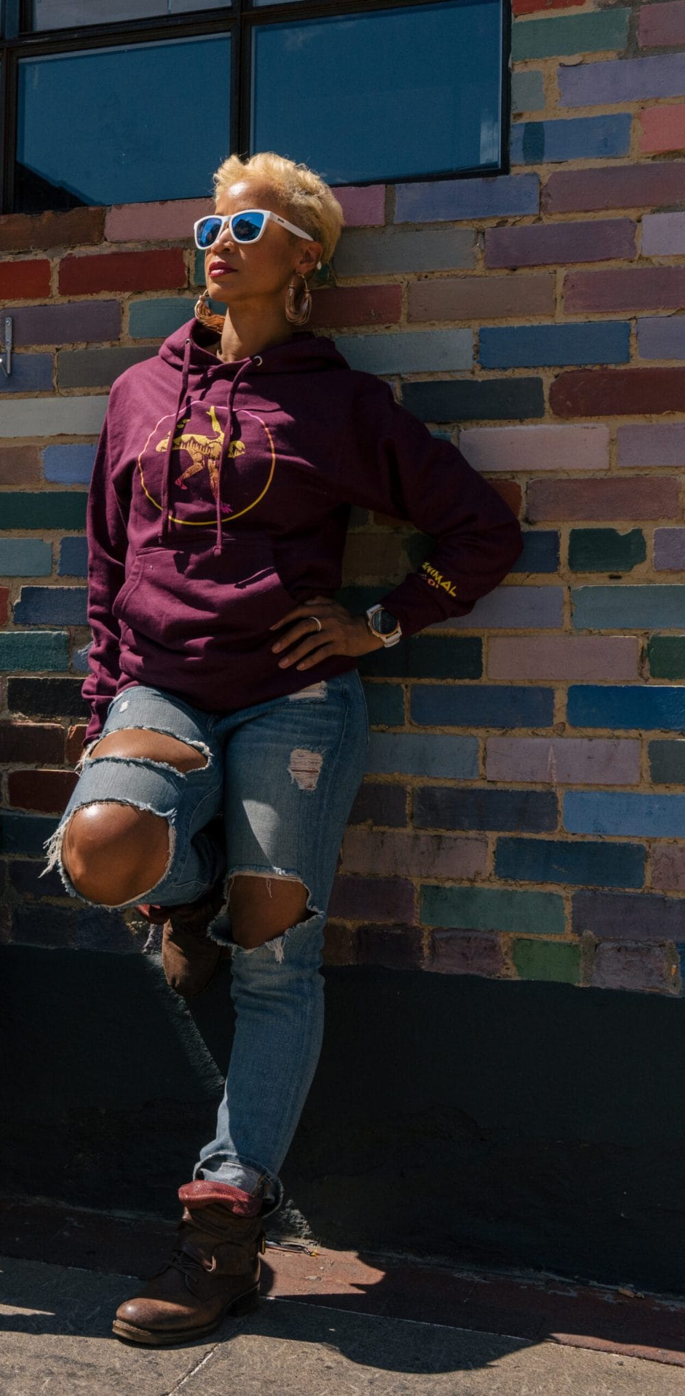 MaroonHoodie.Lifestyle-4 MaroonHoodie.Lifestyle-4